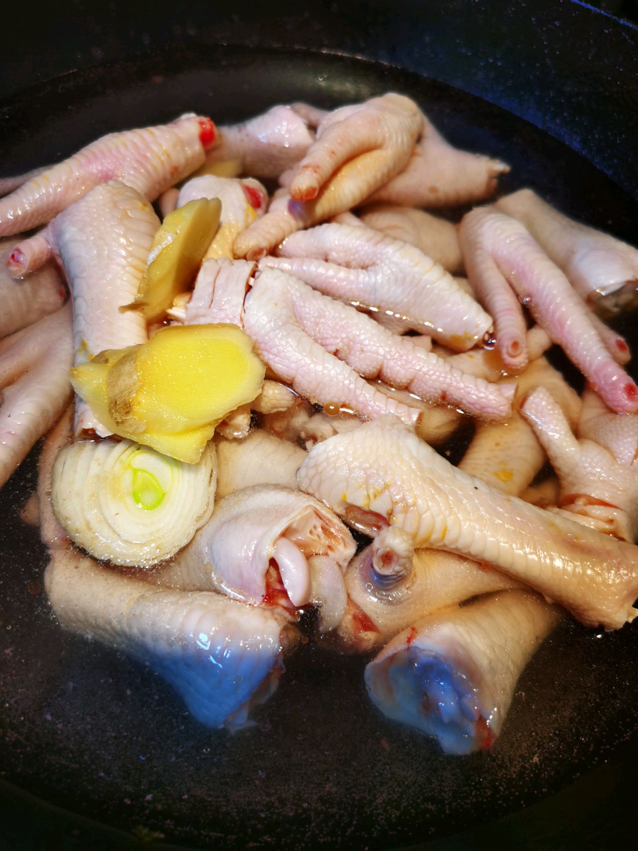 好吃到舔手指的香辣鸡爪