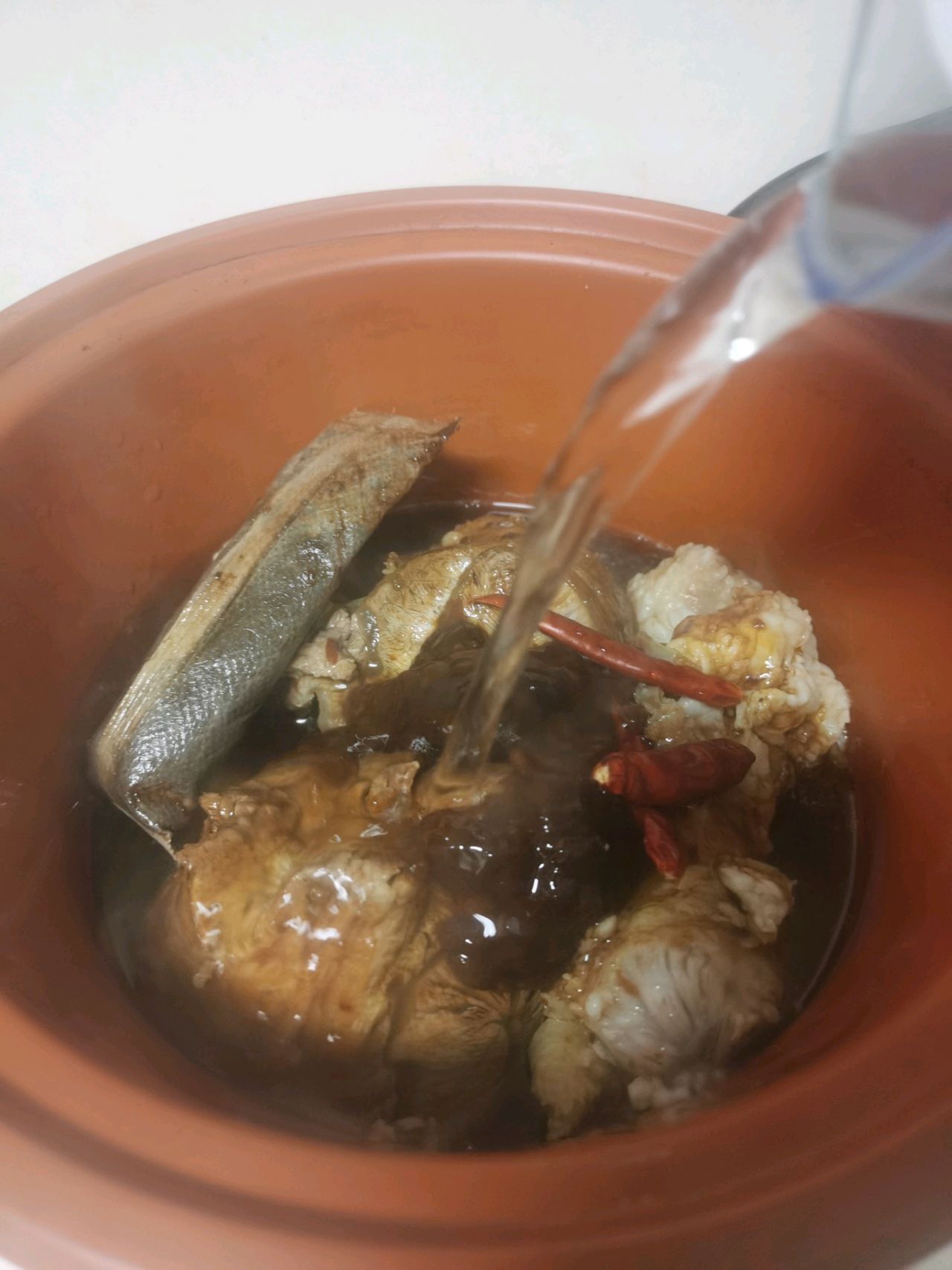 好吃到舔手指-砂锅版酱牛肉