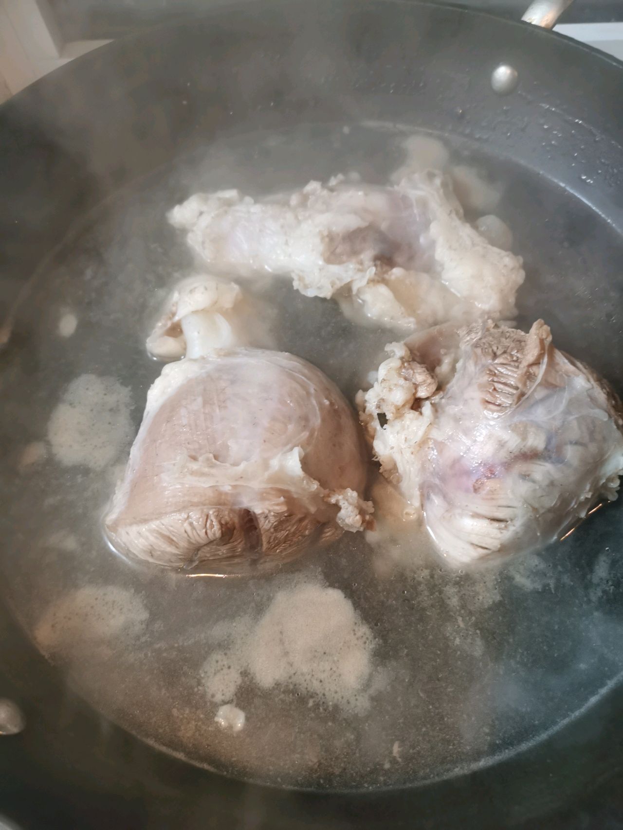 好吃到舔手指-砂锅版酱牛肉