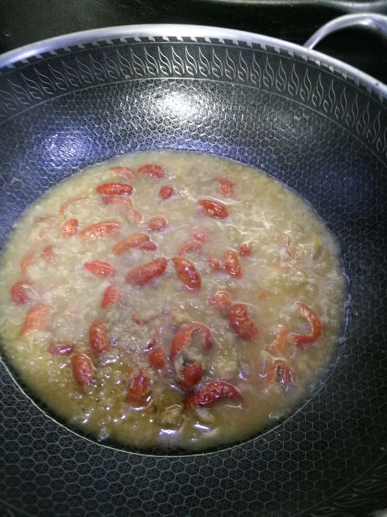 好吃到舔手指头的蒜蓉龙虾尾