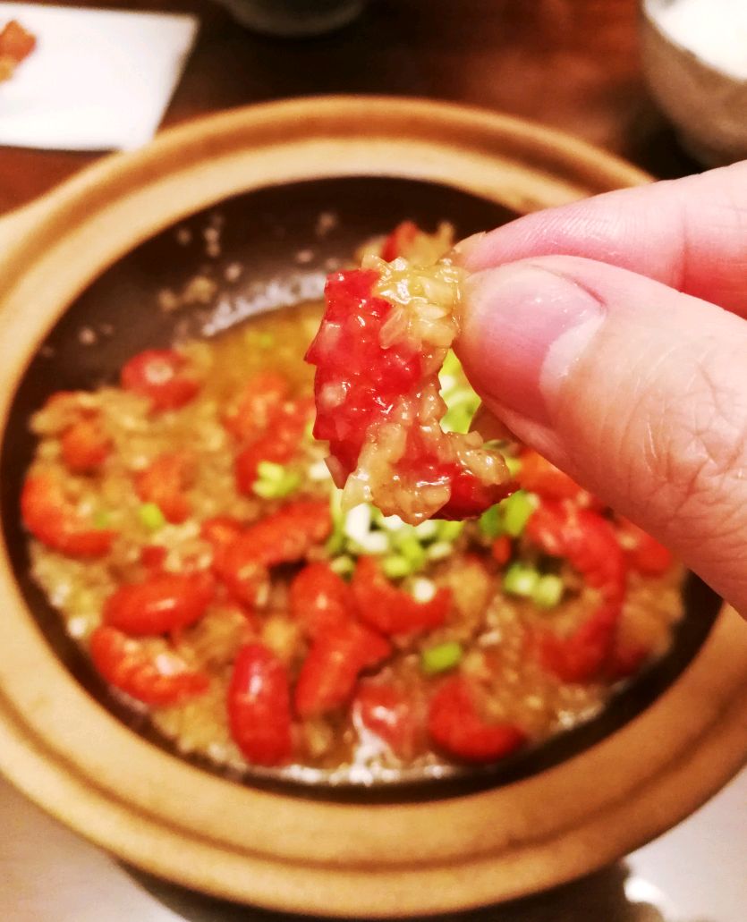好吃到舔手指头的蒜蓉龙虾尾