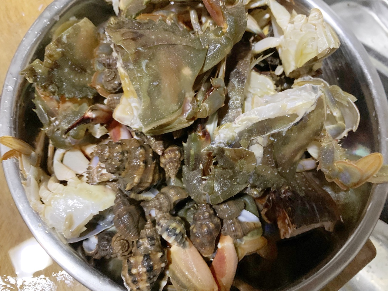 好吃到停不下来的酱香螃蟹