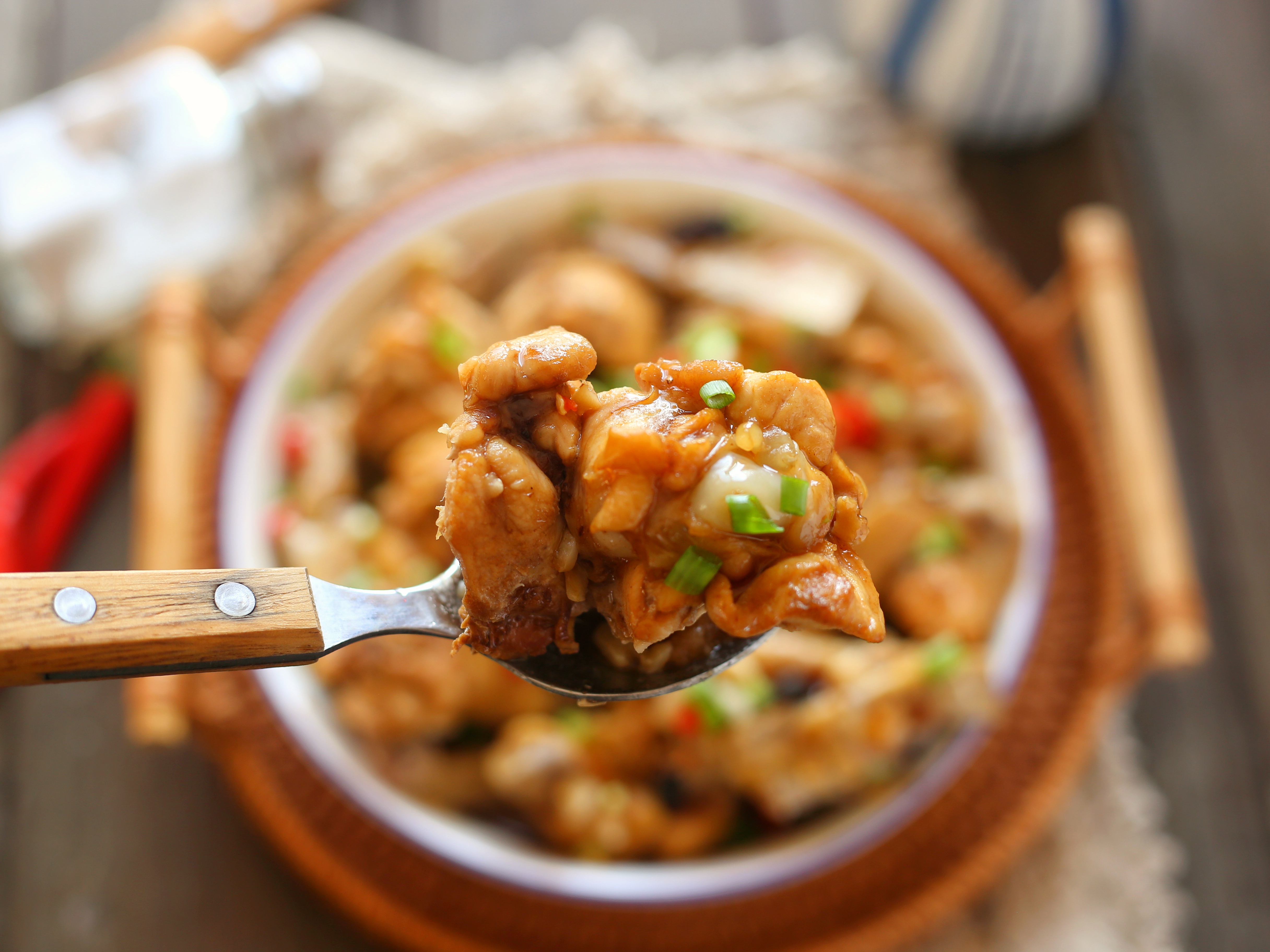 好吃到转圈圈的豉香芋头蒸鸡翅