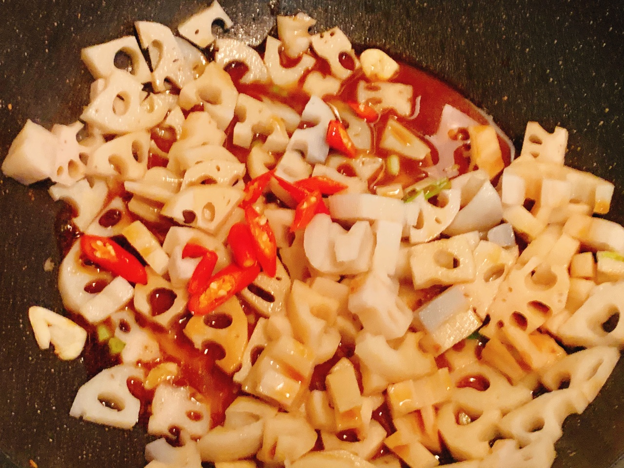 好吃到转圈圈！酸辣过瘾特别开胃的糖醋藕丁