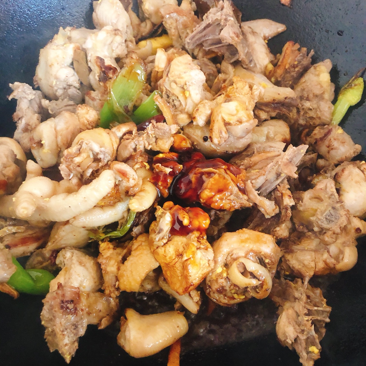 好吃的地锅鸡贴饼子