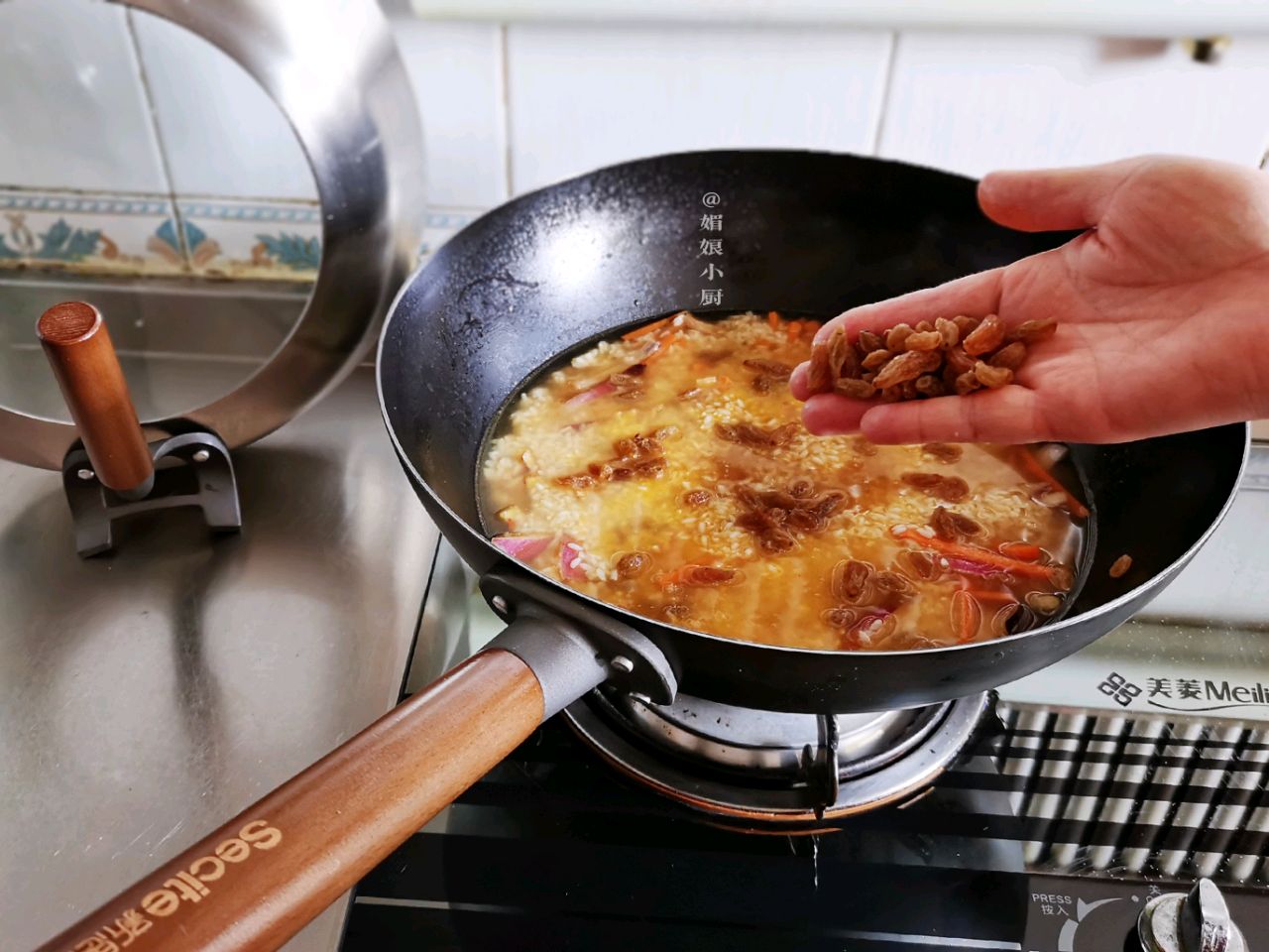 好吃好做的羊肉手抓饭