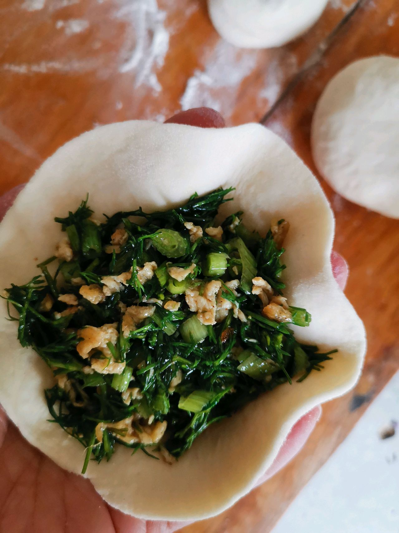 好吃茴香包子