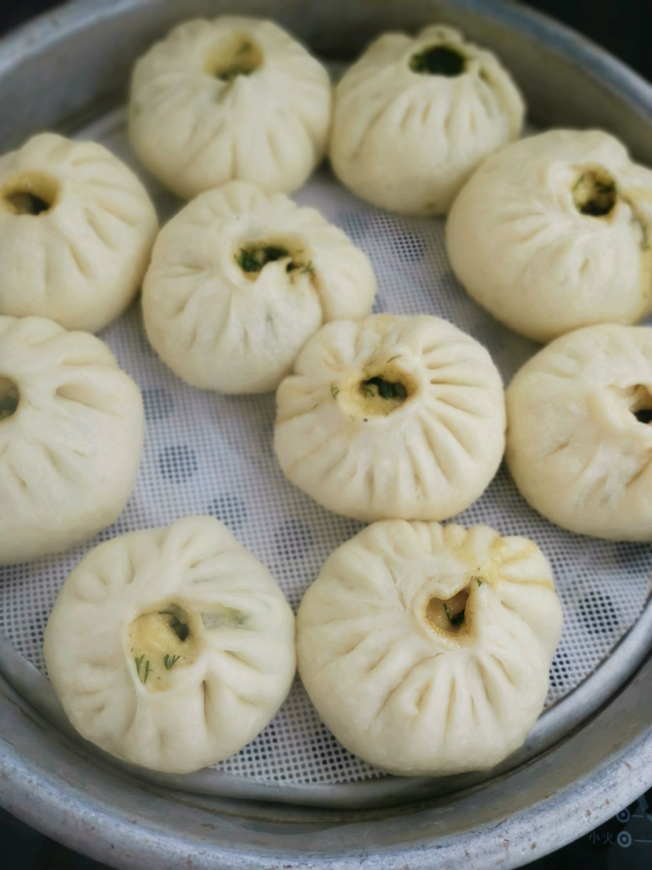 好吃茴香包子