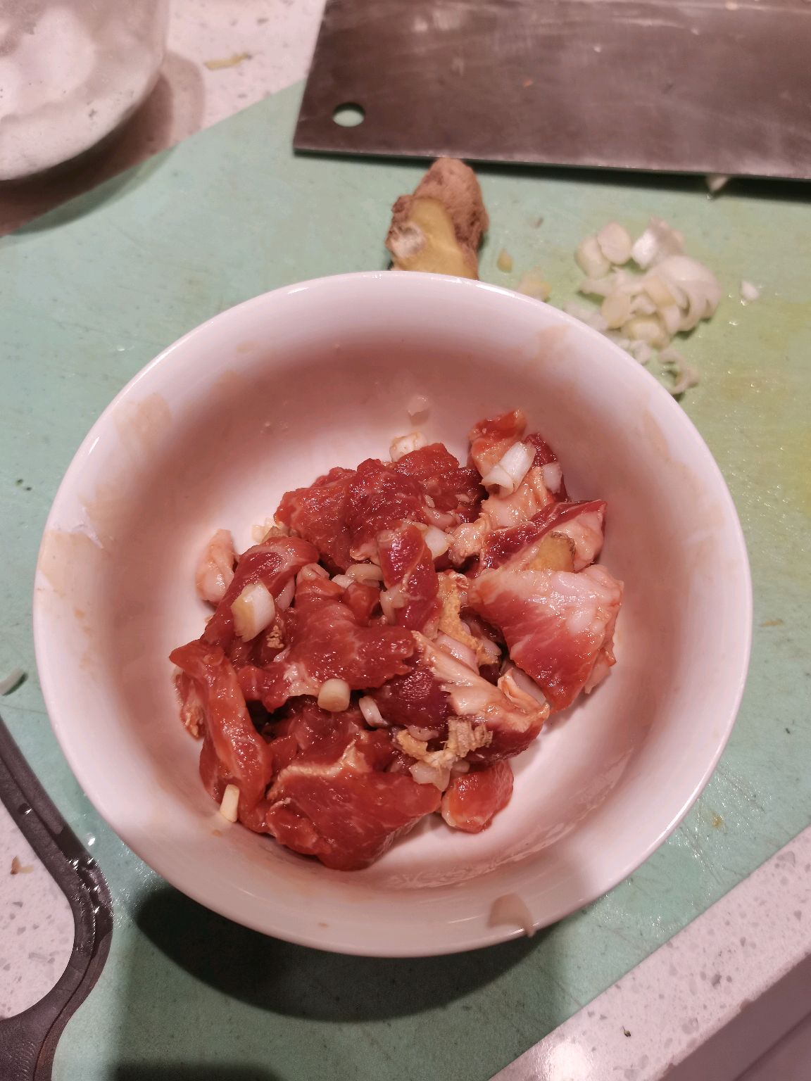 好吃下饭菜喷香油豆角梅花肉