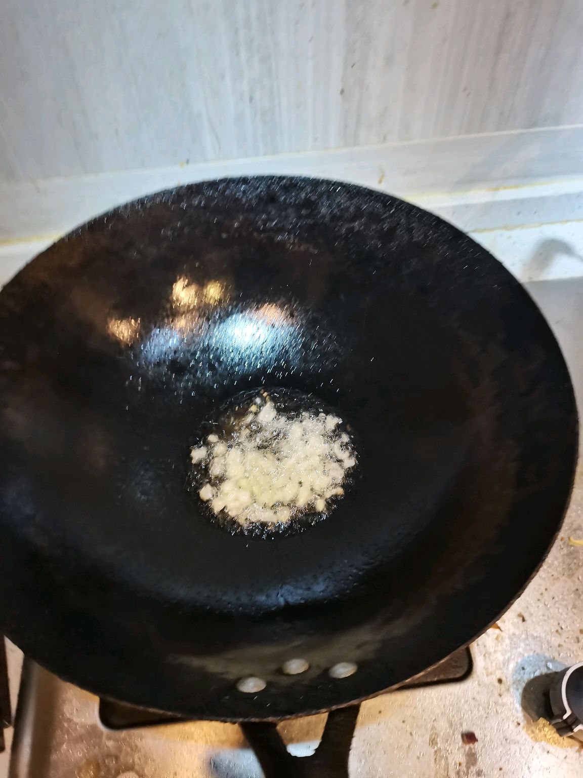 好吃下饭菜喷香油豆角梅花肉