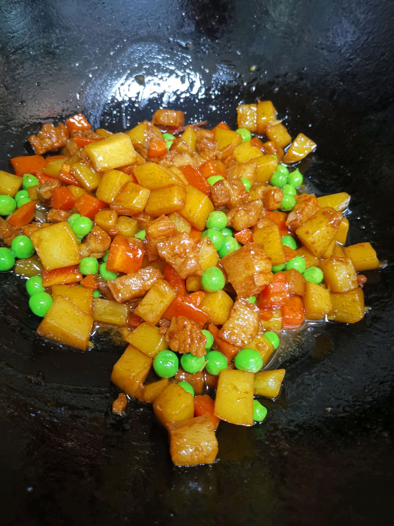 好吃下饭的土豆烧肉丁