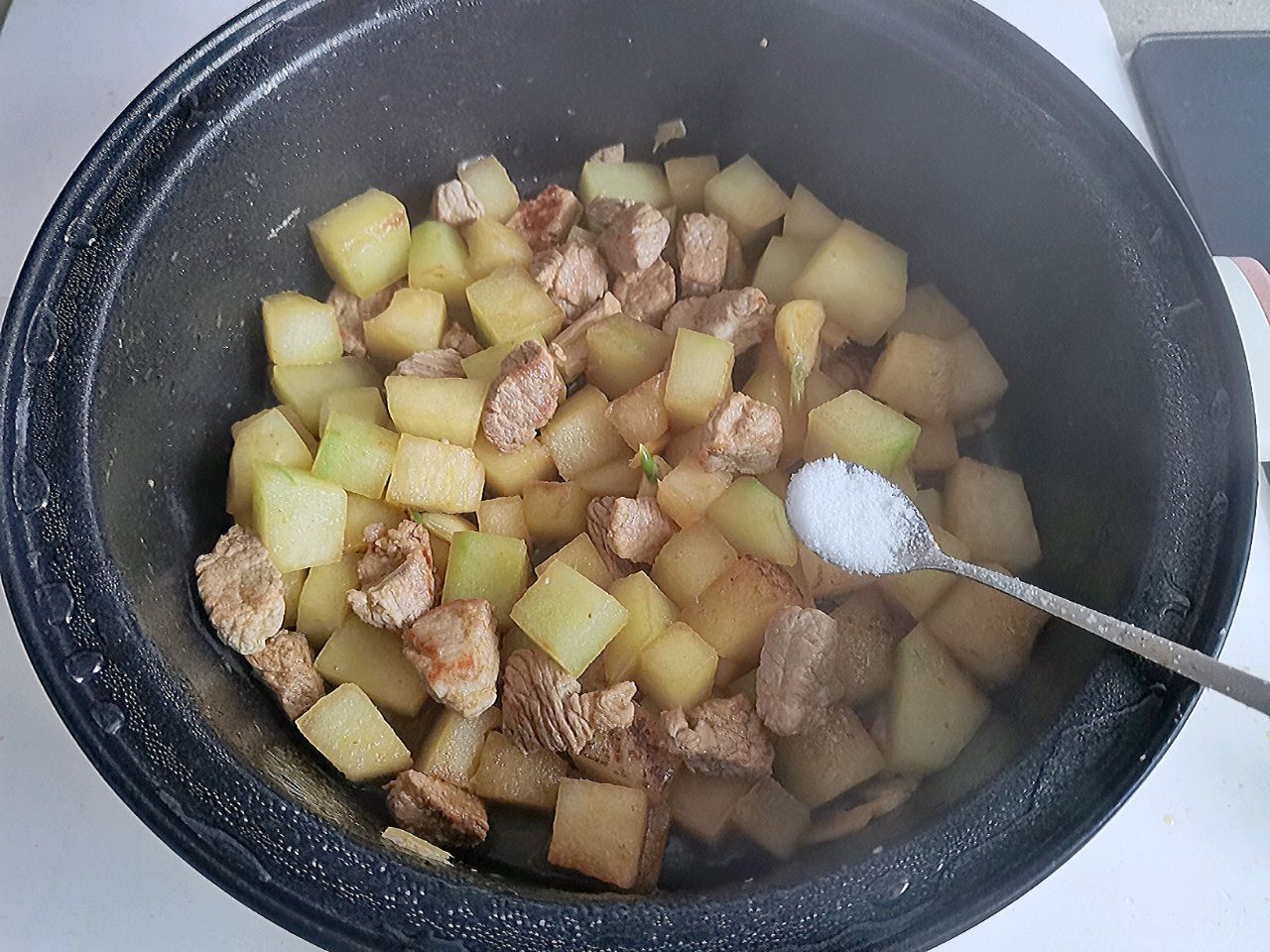 好吃又馋人的冬瓜炖肉