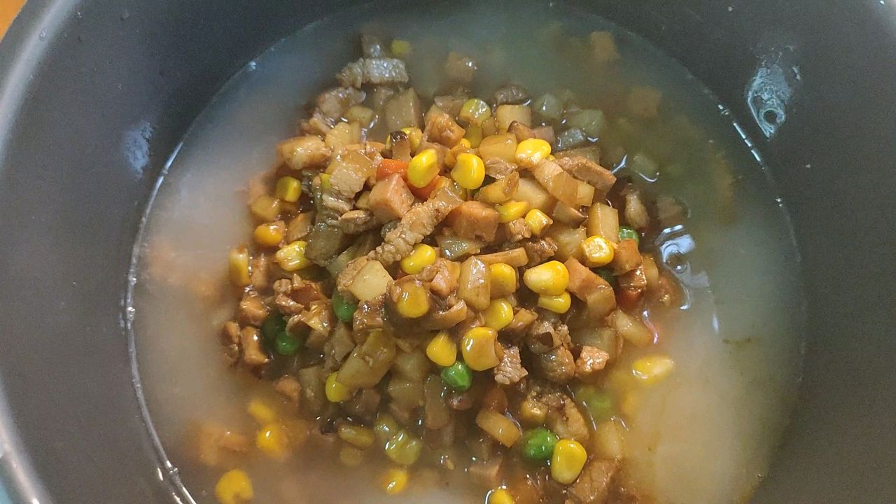 好多肉肉焖米饭