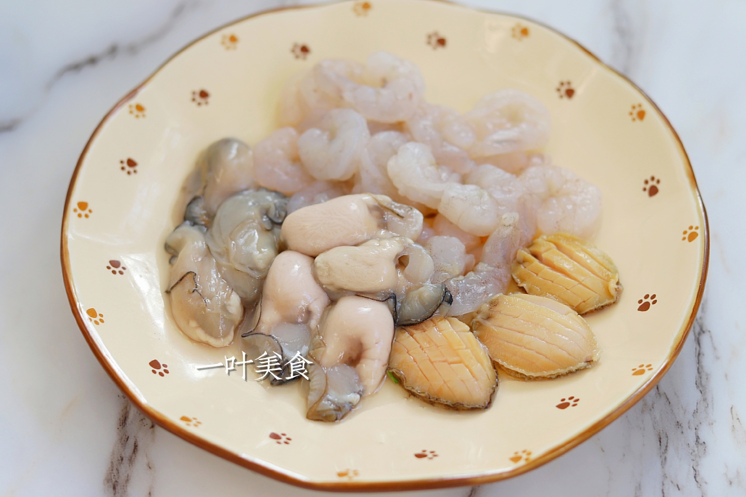 豪华海鲜版广式肠粉【虾仁鲍鱼生蚝鹿茸菌肠粉】