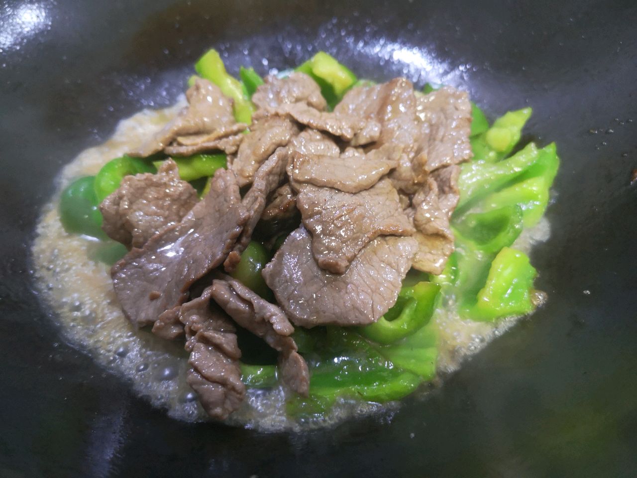 蚝气十足~青椒牛肉