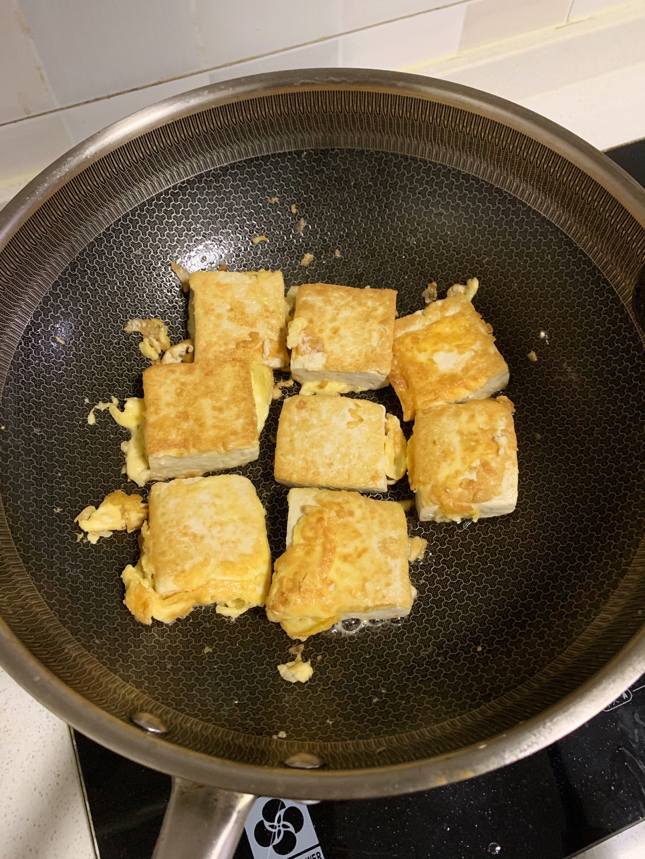 蚝鲜香煎豆腐