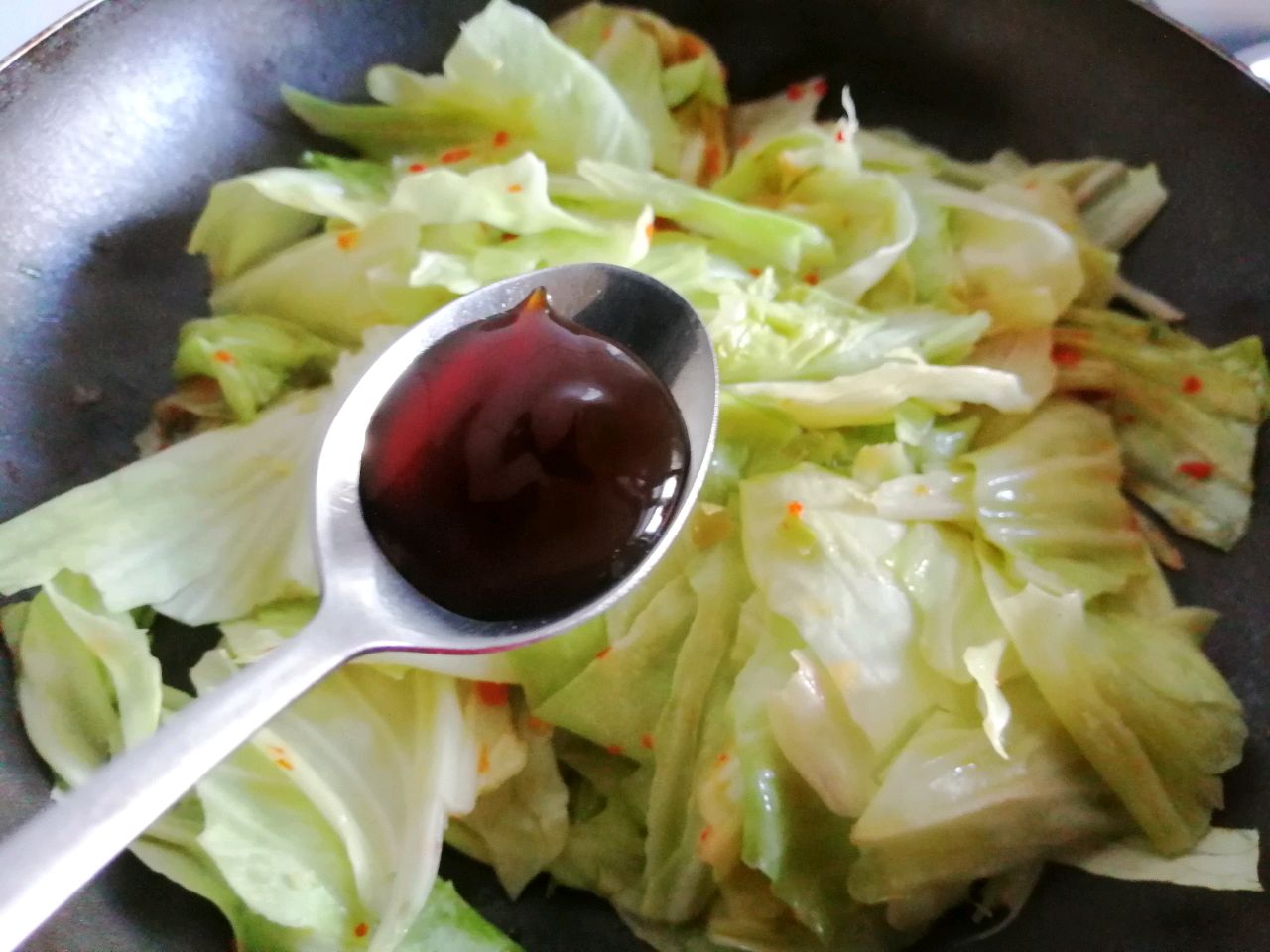 蚝鲜圆白菜