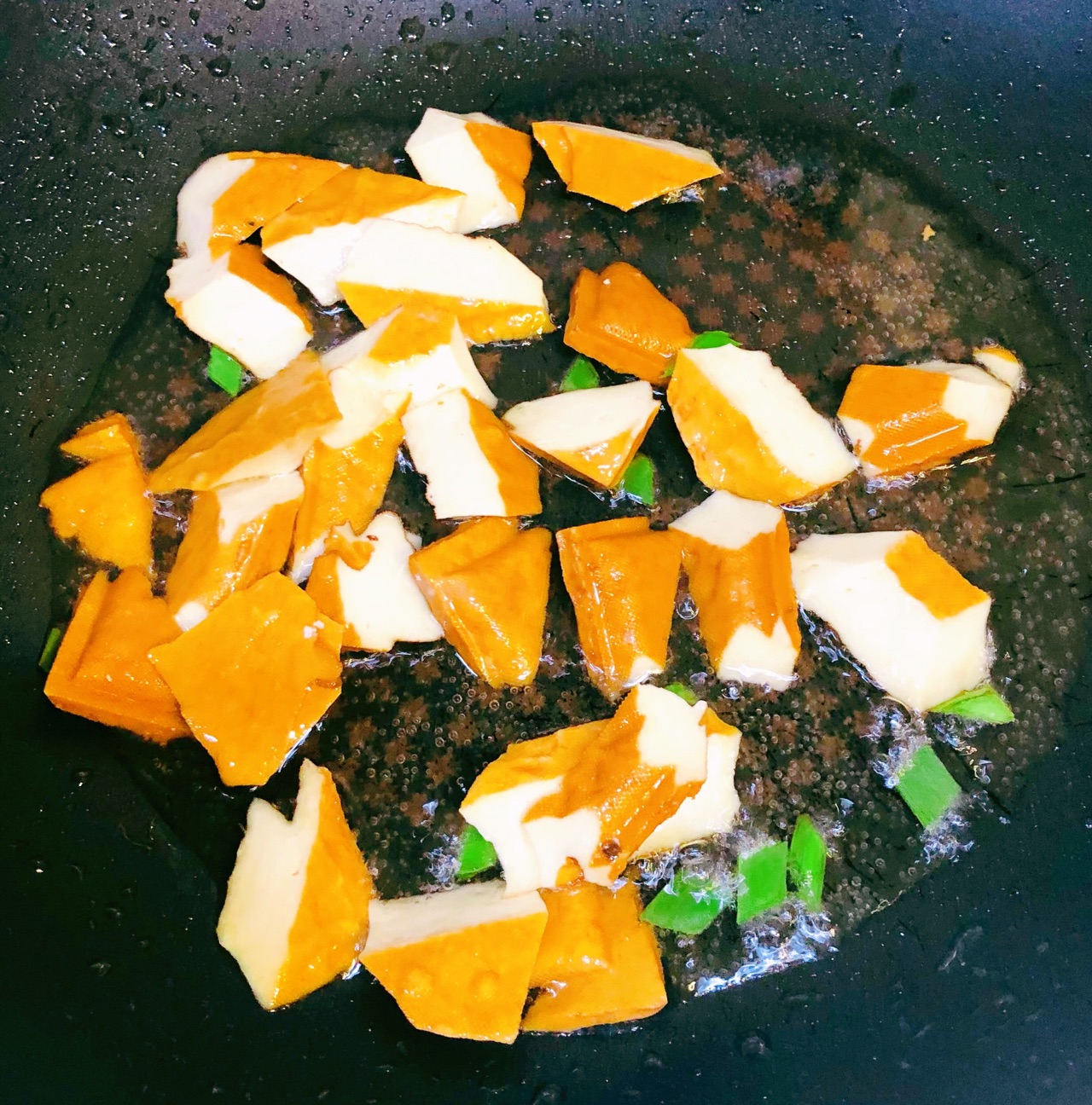 蚝油豆干卷心菜
