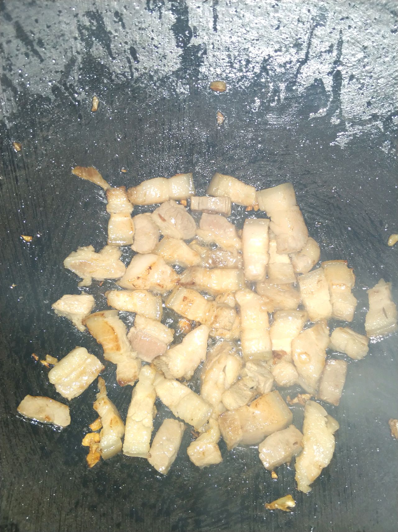 蚝油花菇腩肉焖鸡脚