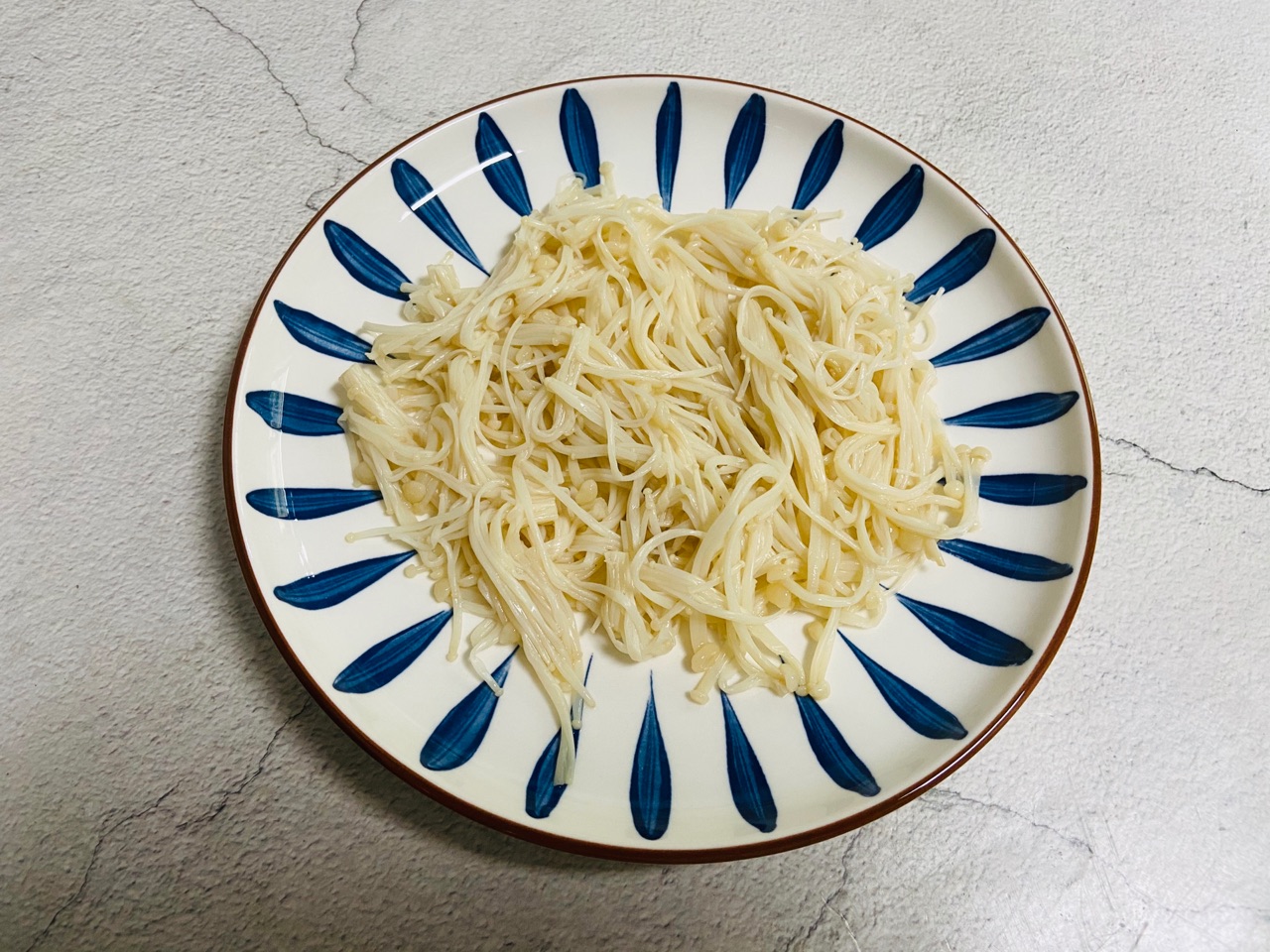 蚝油金针菇