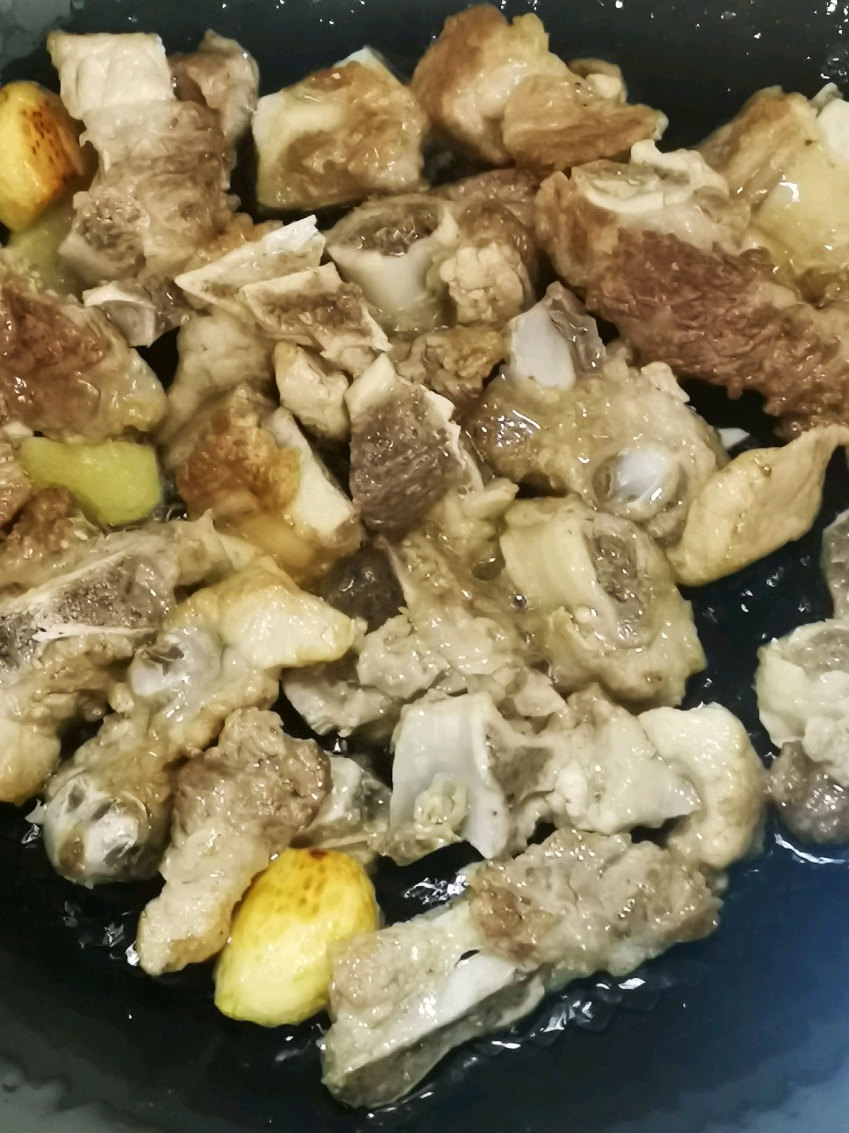 蚝油焗红薯排骨