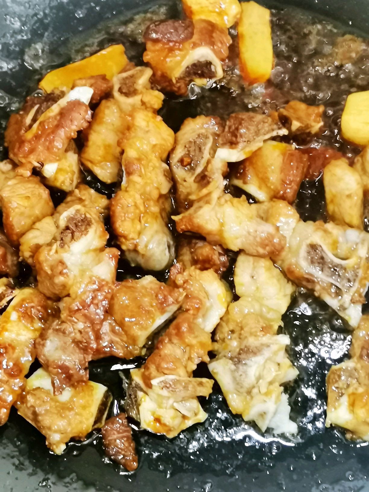 蚝油焗红薯排骨