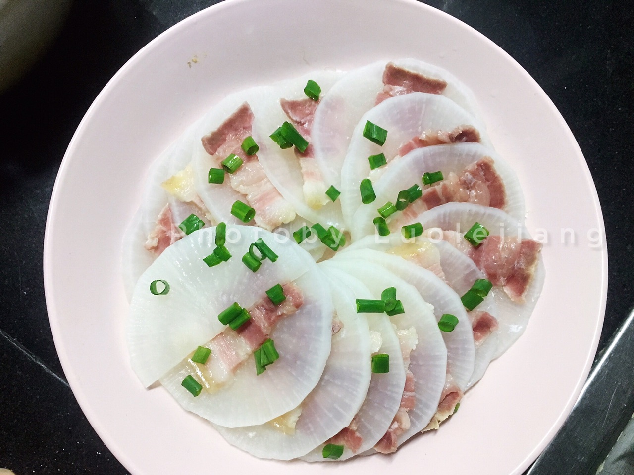 蚝油萝卜蒸咸肉