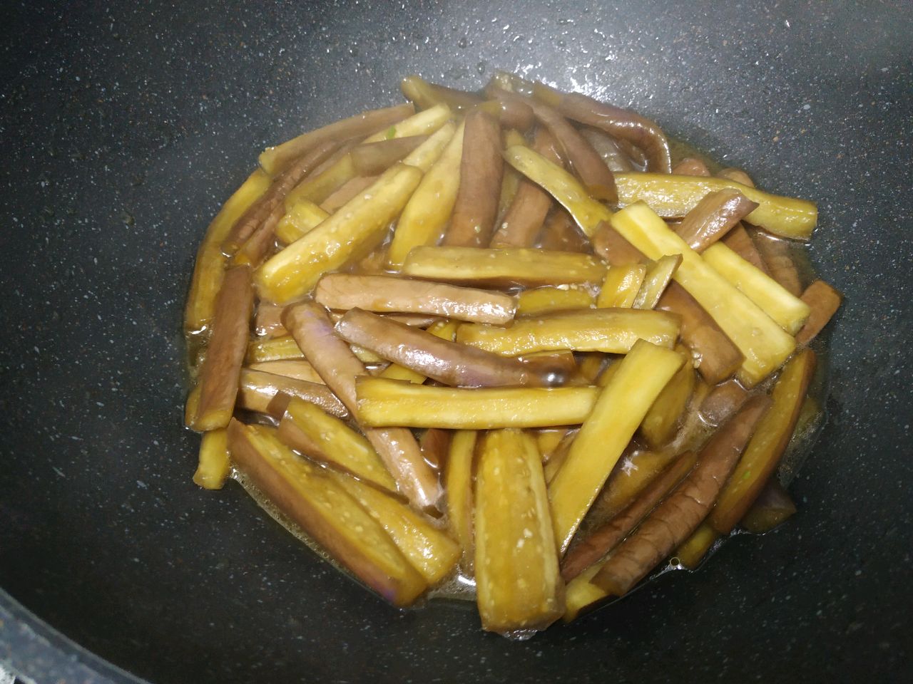蚝油焖茄条