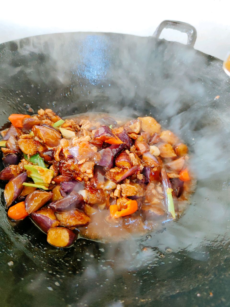 蚝油茄子煲