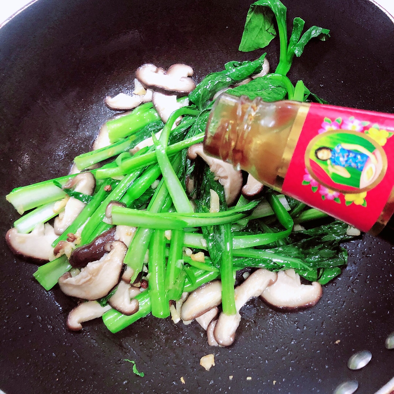 蚝油香菇菜心