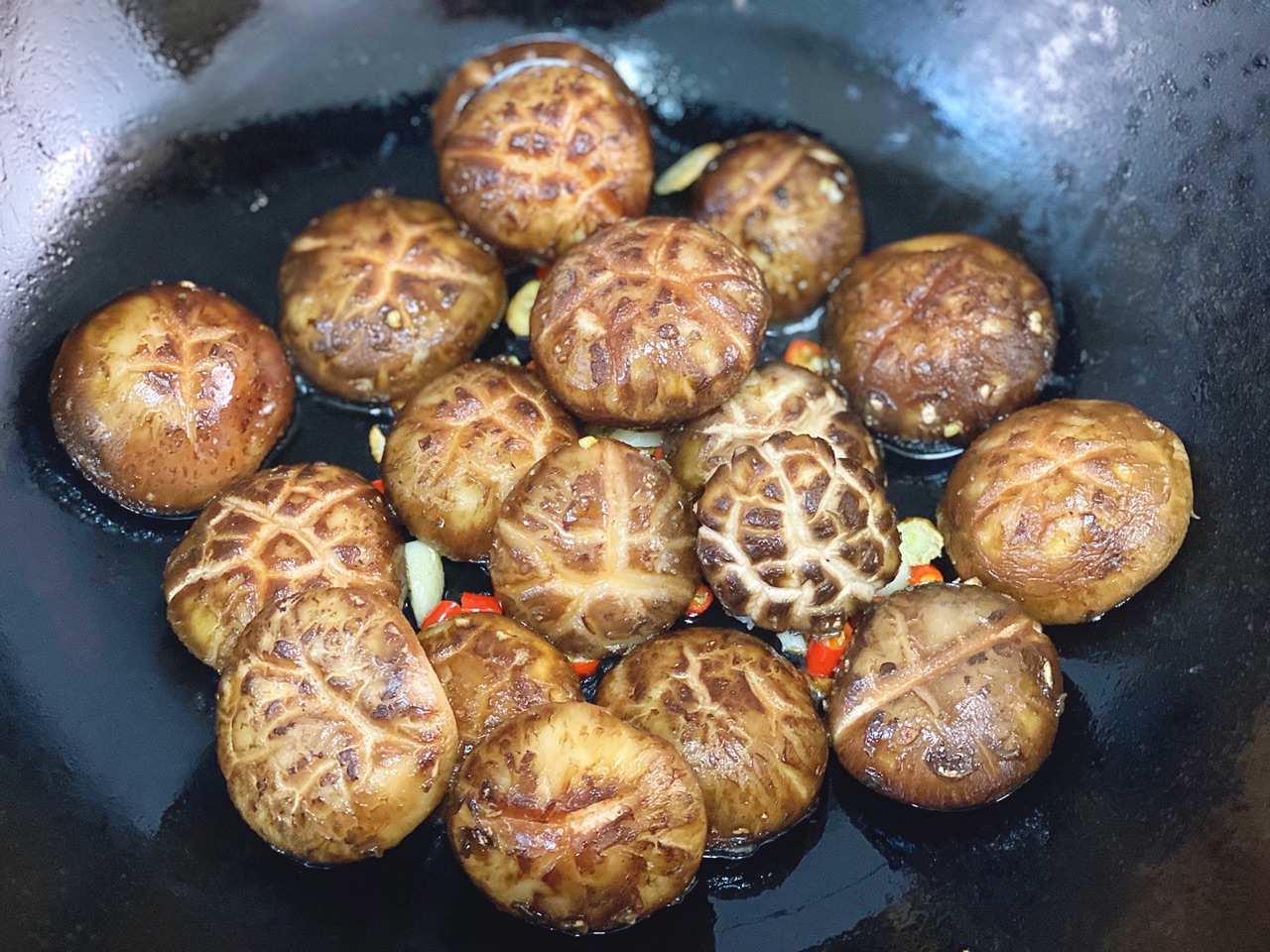 蚝油香菇“素鲍鱼”