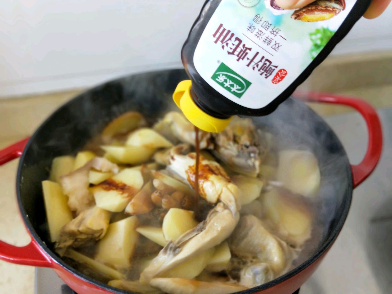 耗油小鸡炖土豆