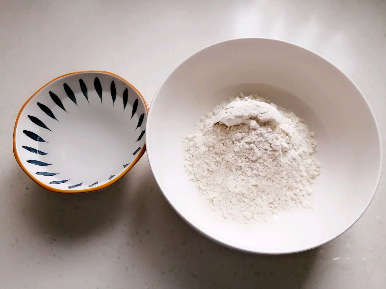 蚝汁菌菇汤面片