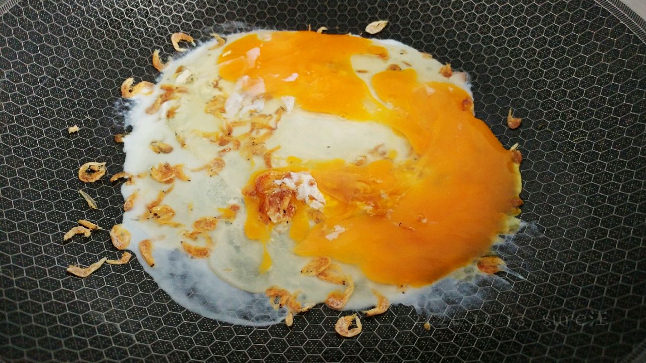 蚝汁虾蛋菠菜饼