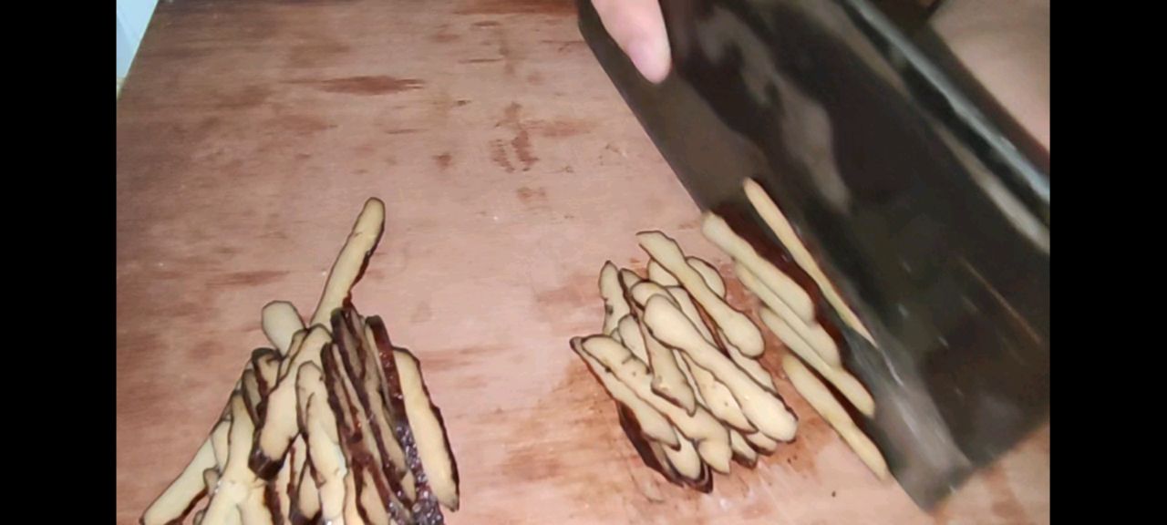 蒿子炒茶干