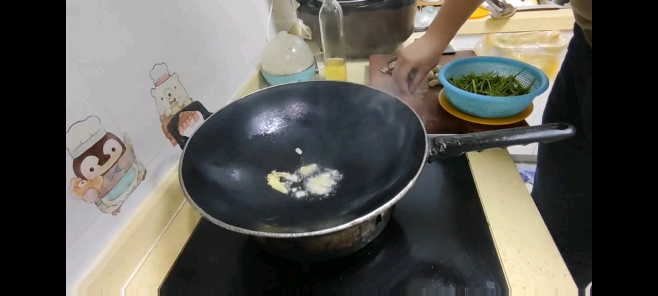 蒿子炒茶干