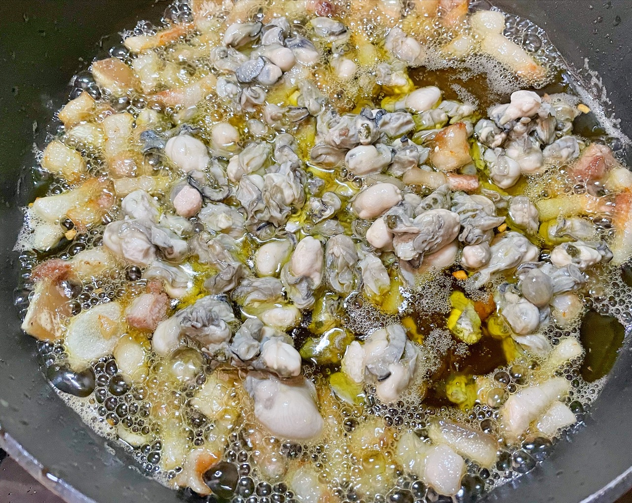 蚝仔牛肝菌油