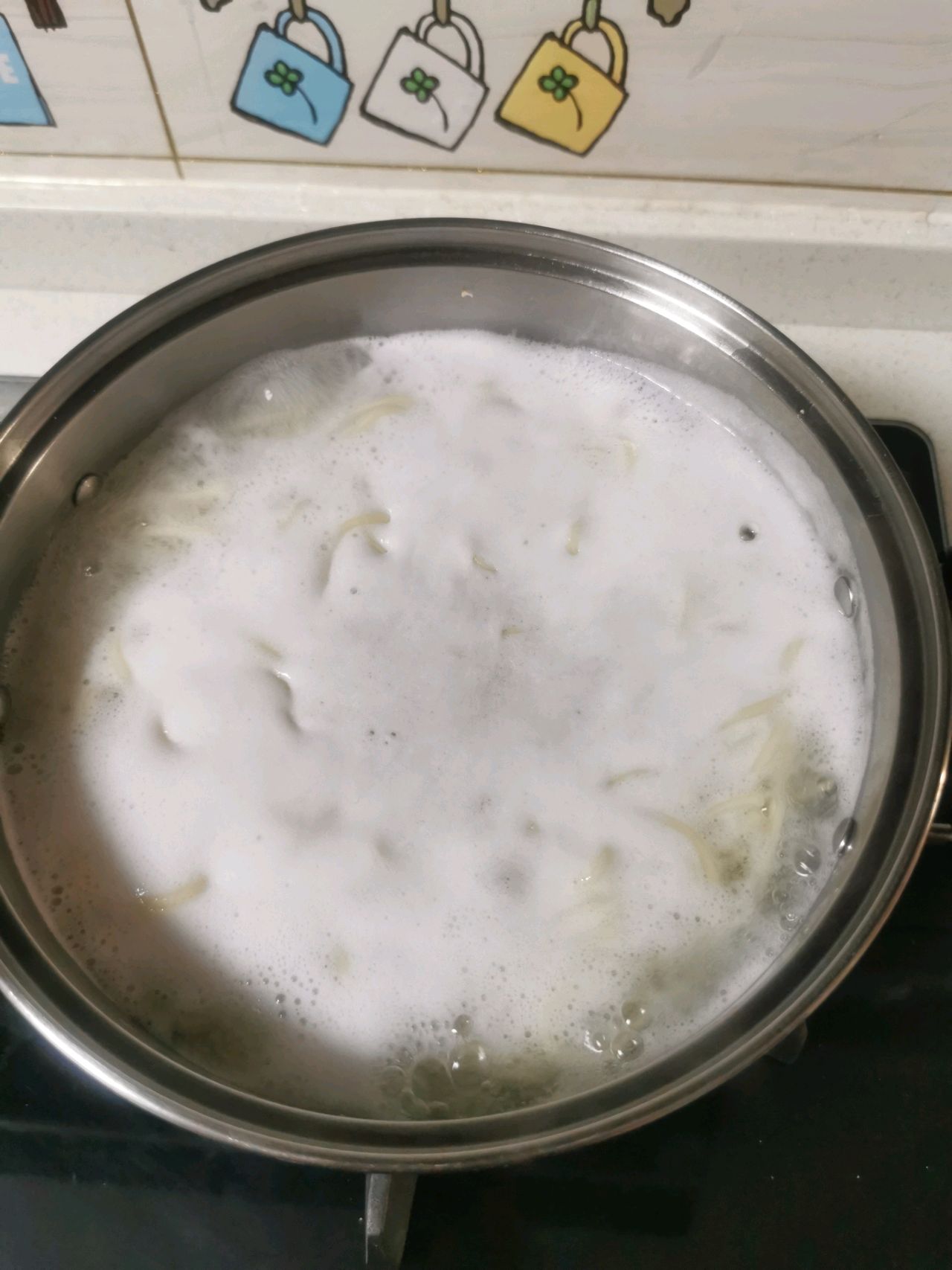 荷包蛋拌面