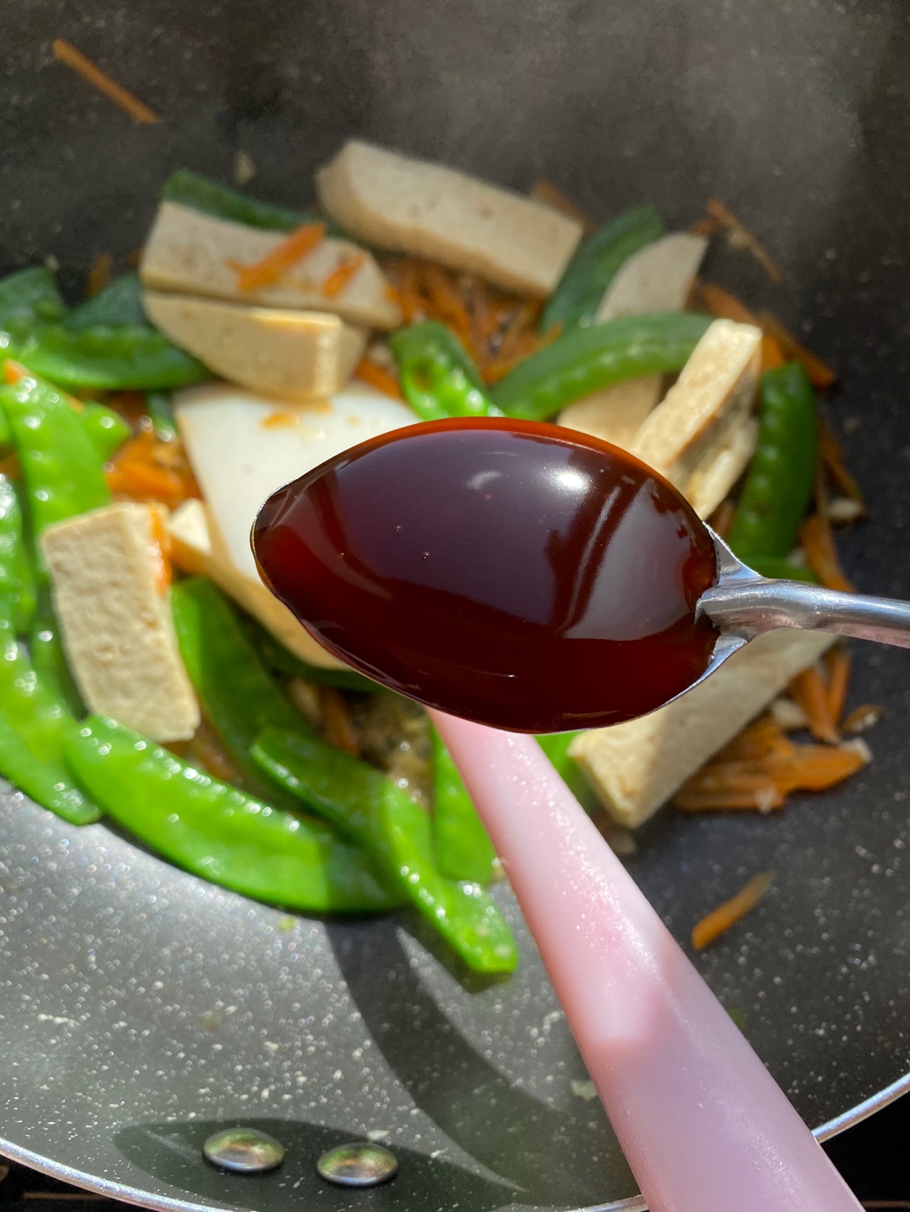 荷兰豆炒鸡蛋豆腐