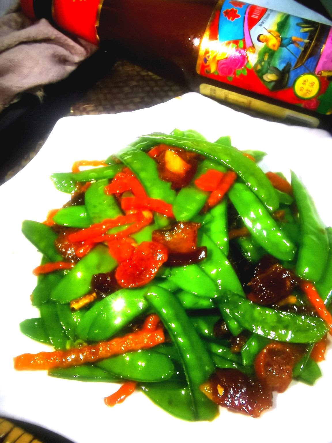 荷兰豆炒腊肉