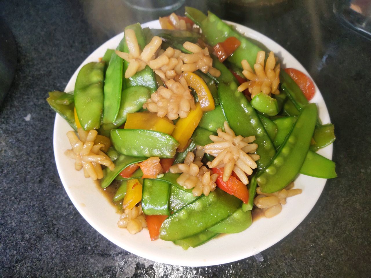 荷兰豆炒鱿鱼花