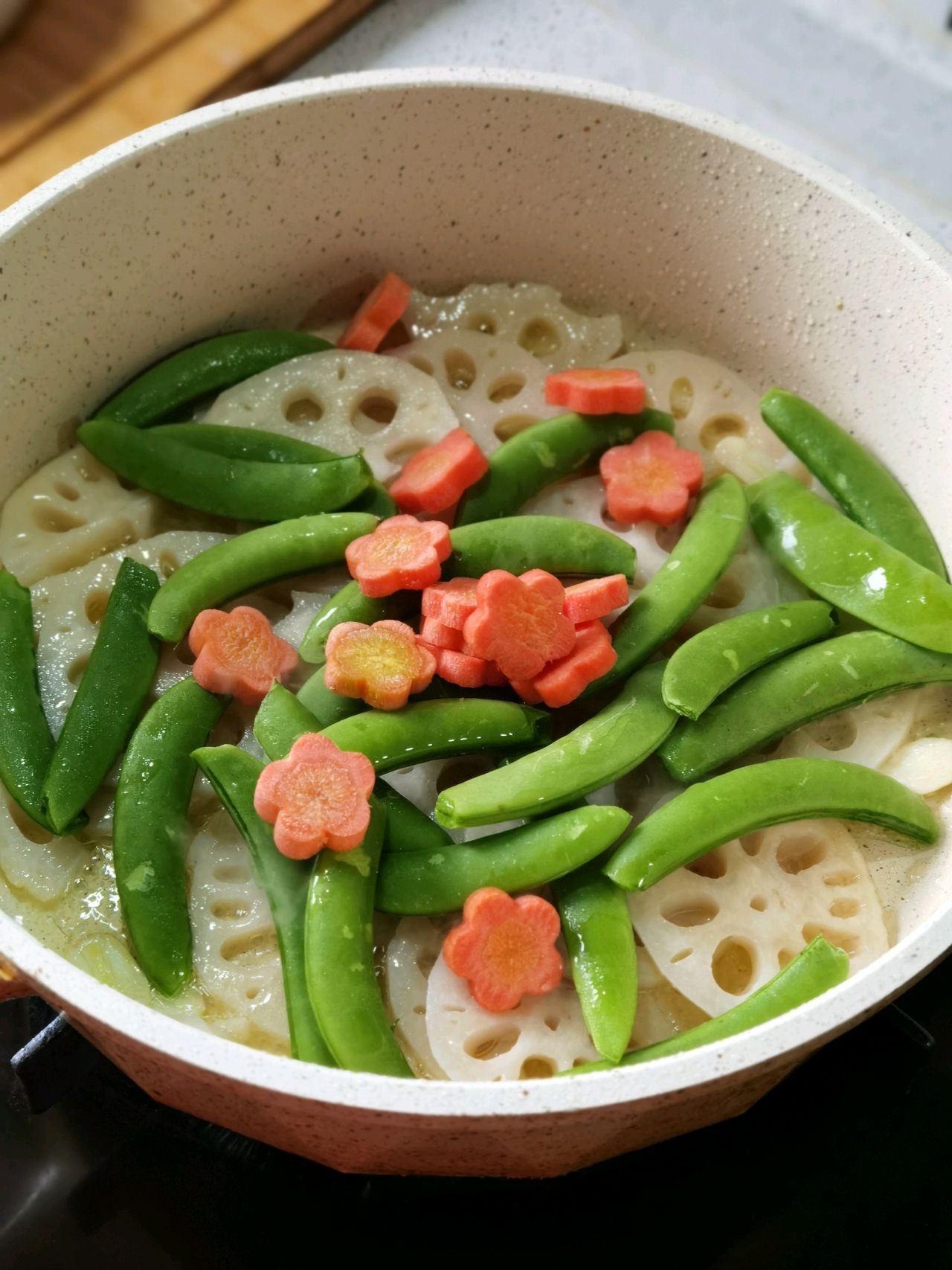 荷塘月色～鲜藕炒甜脆豌