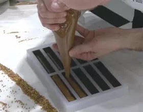 核桃榛子酱巧克力条