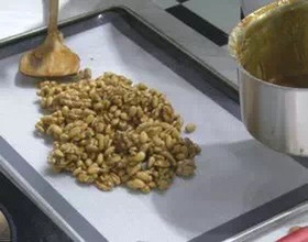 核桃榛子酱巧克力条