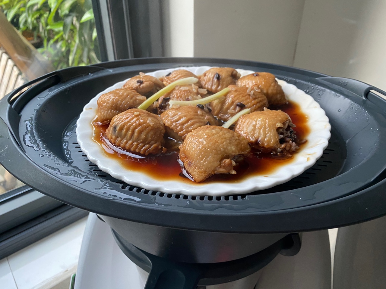 黑糙饭酿鸡翅