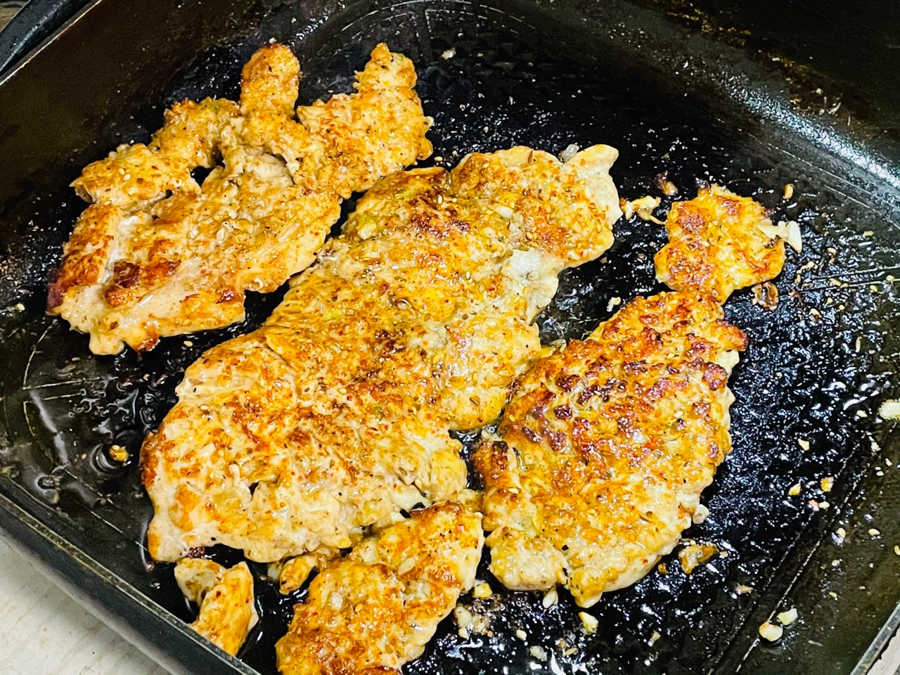 「黑胡椒煎鸡排」