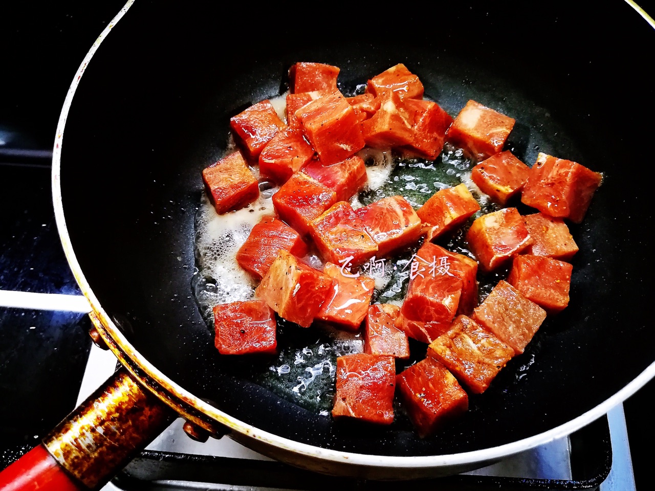 黑椒牛肉粒炒年糕
