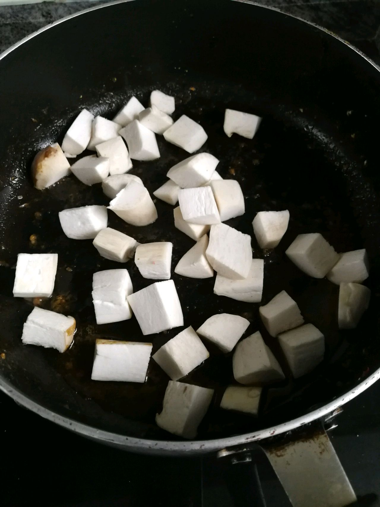 黑椒牛肉粒焖杏鲍菇