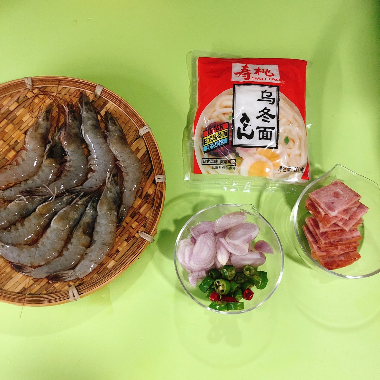黑椒虾仁炒乌冬