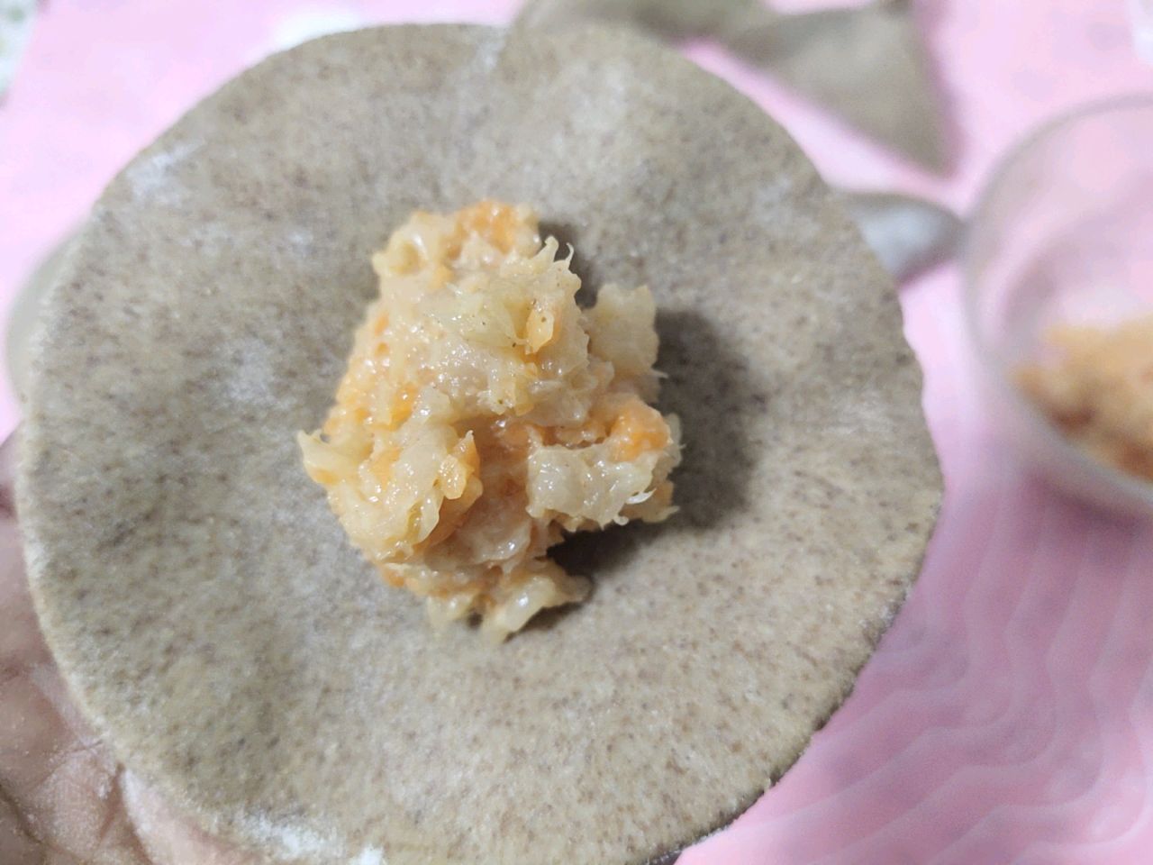 黑麦鸡肉包